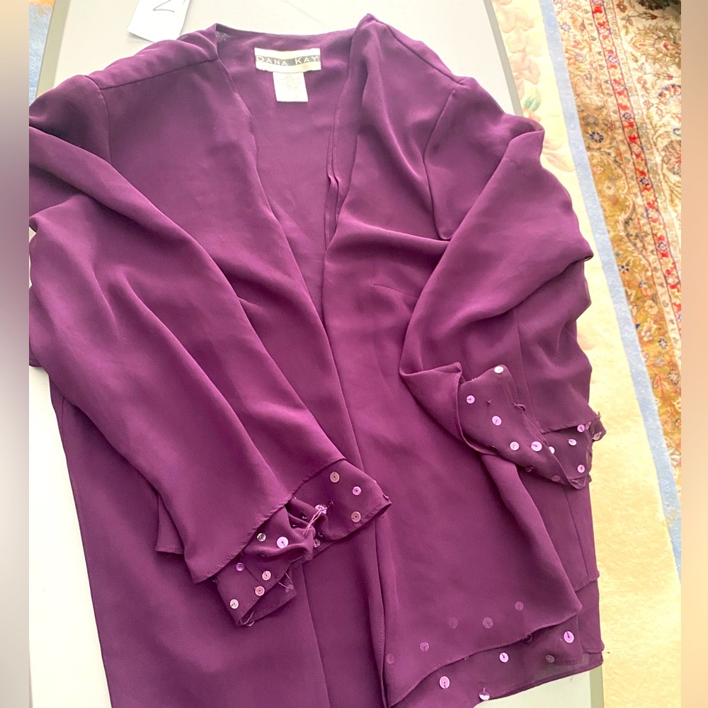 Women top